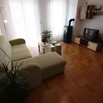 شقة In 39046 *