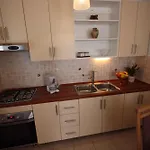 In 39046 شقة *