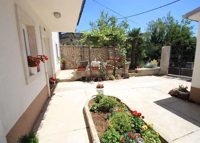 In 39046 Jadranovo